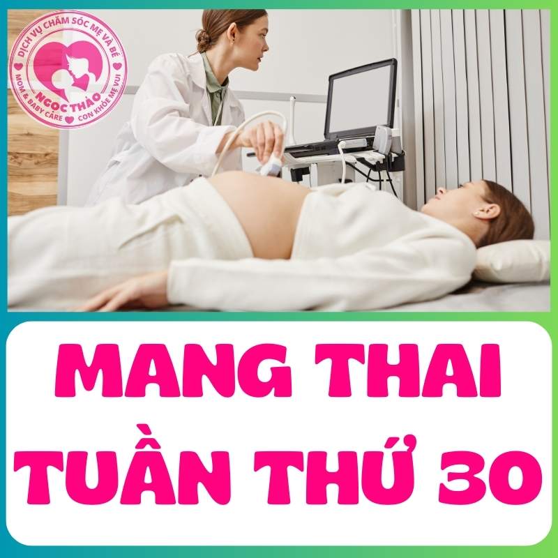 Mẹ bầu đến gặp bác sĩ và khám thai tại bệnh viện